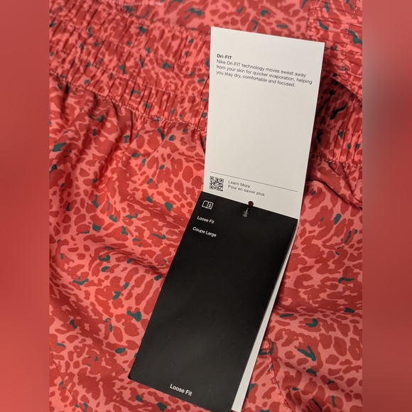 Nike Dri-FIT One 3” Mid-Rise Training Shorts Desert Coral Print Small NWT - Picture 10 of 10